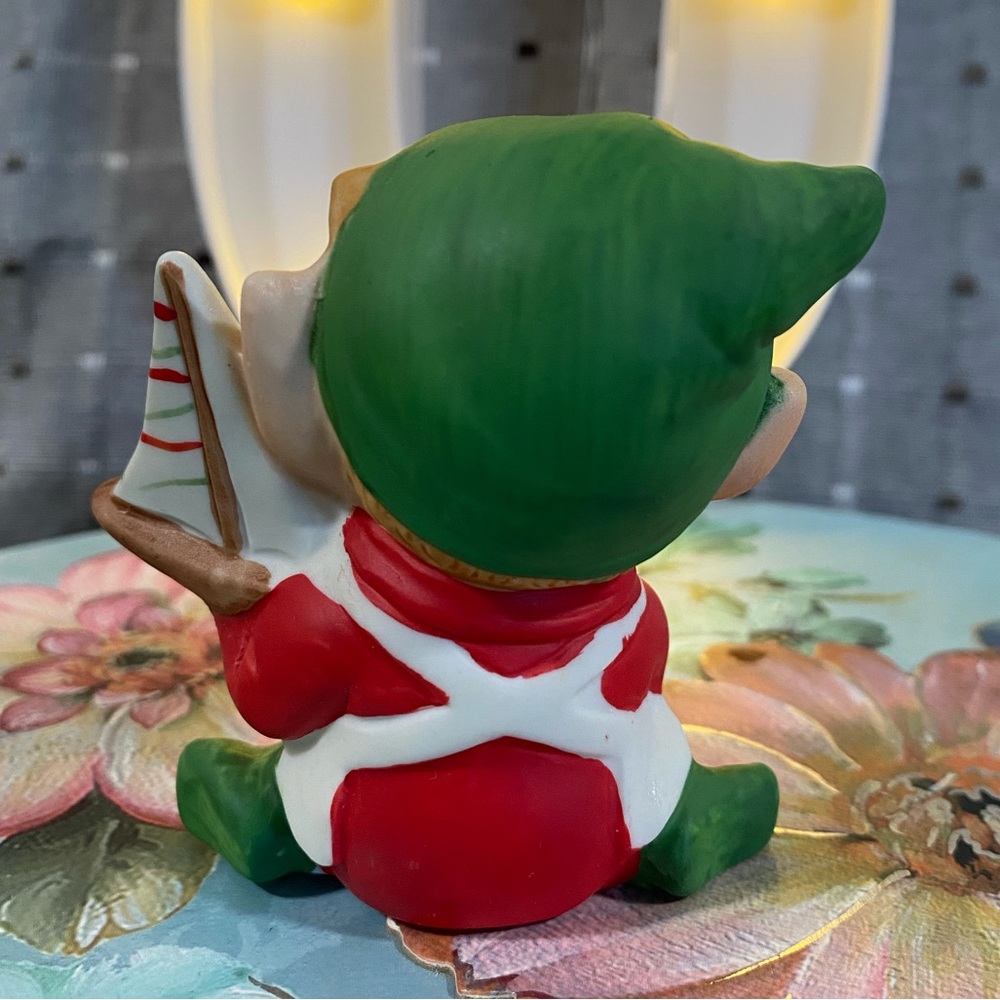 Vintage Homco Christmas Elves Figurines
Set 5253 Set of Three (3) - Picture 13 of 16